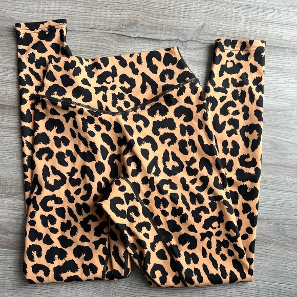 Balance athletica / vitality king cheetah ascend leggings xs - Picture 6 of 7